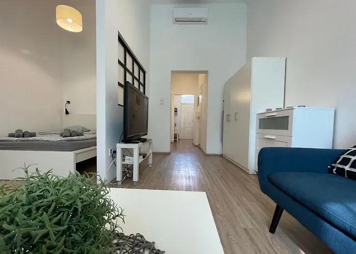 Retek Buda Central Apartment